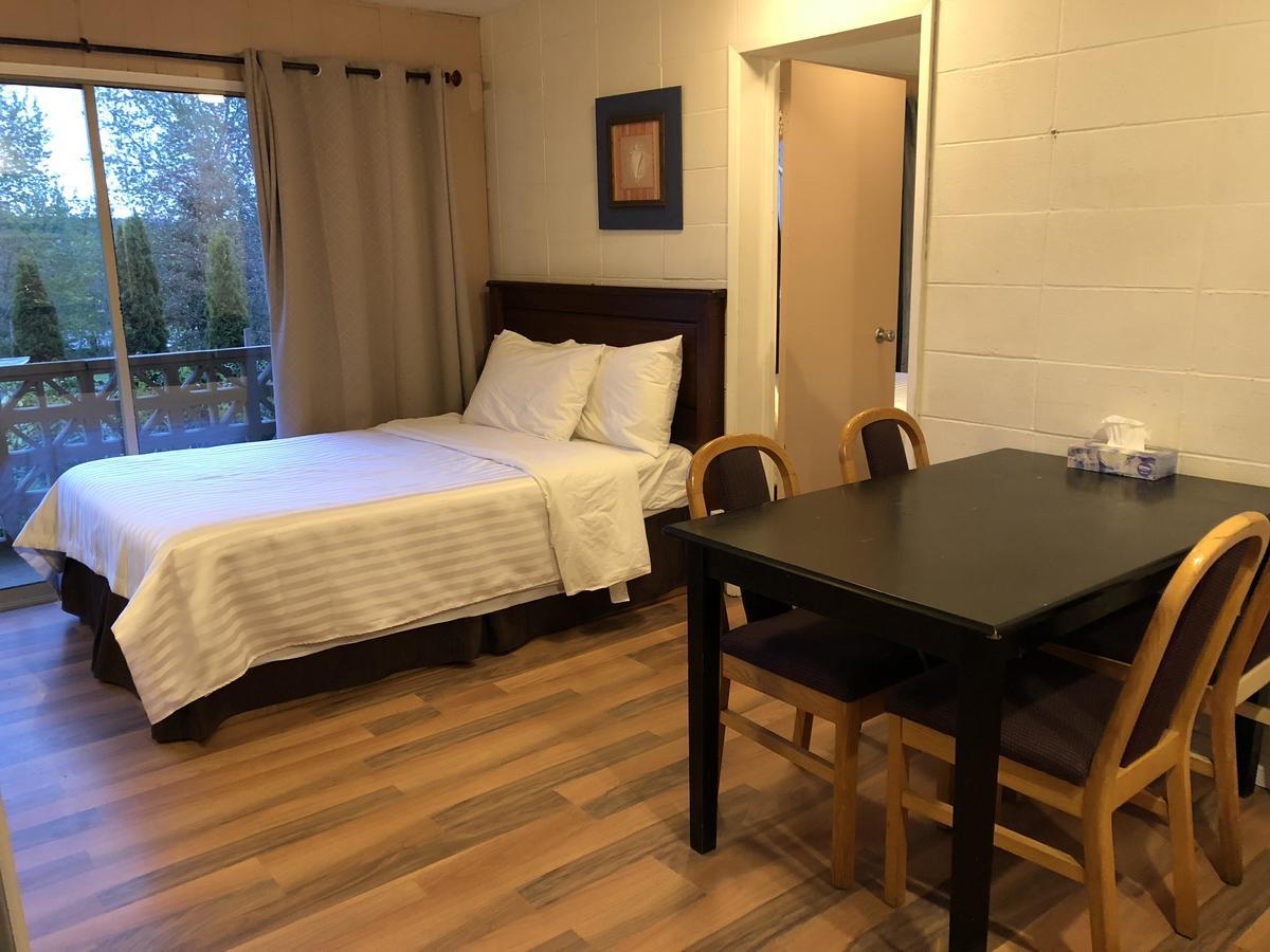 Holiday House Motel レディスミス エクステリア 写真