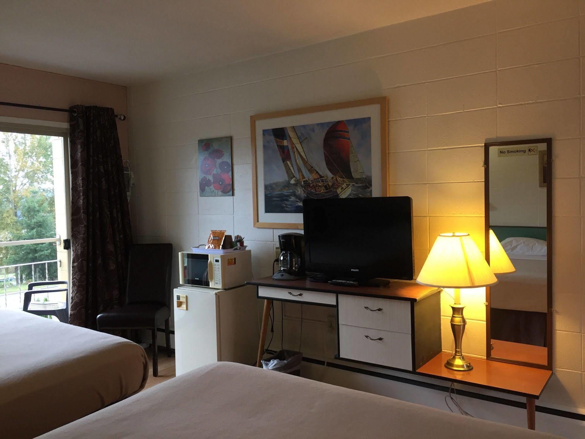 Holiday House Motel レディスミス エクステリア 写真